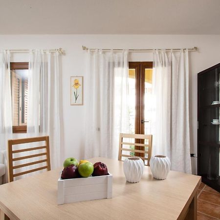 Homey Experience - Cosy Dream Apartment ラ・マッダレーナ エクステリア 写真